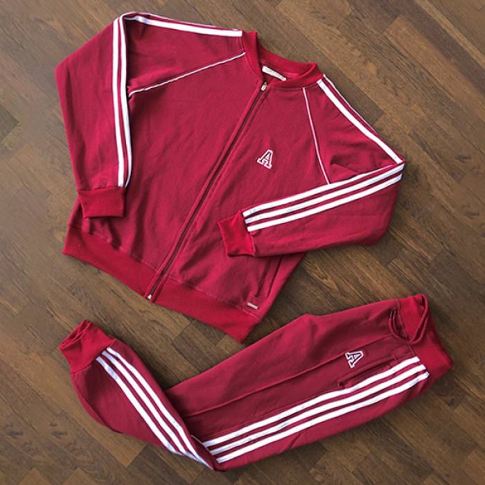 Conjuntos - Ropa femenina, Mujer Bonita